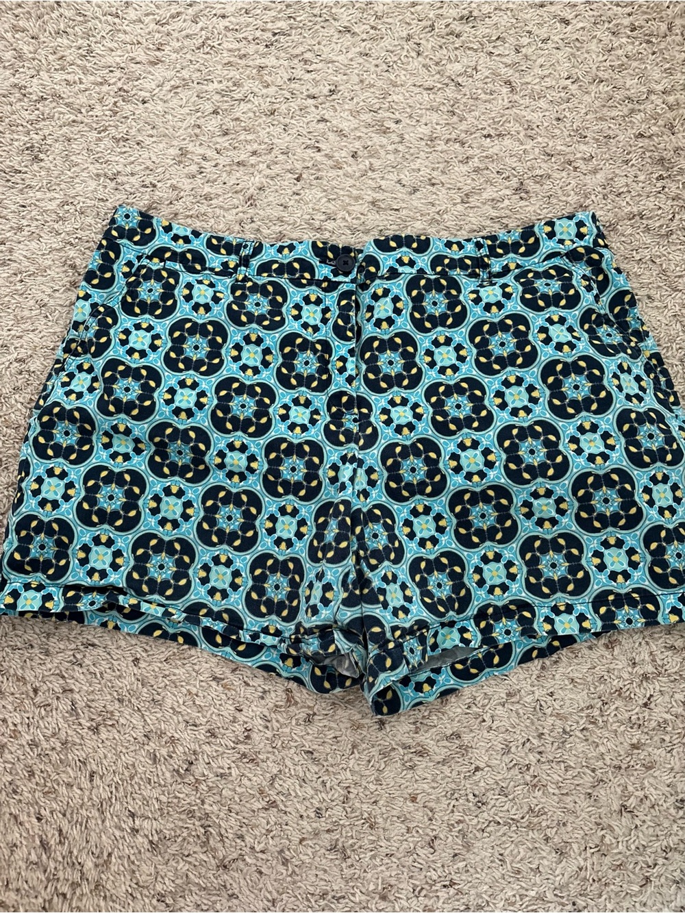 Crown & Ivy blue/black floral print shorts with yellow accents, plus size 20W